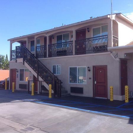 Sun Light Motel Downey Bagian luar foto